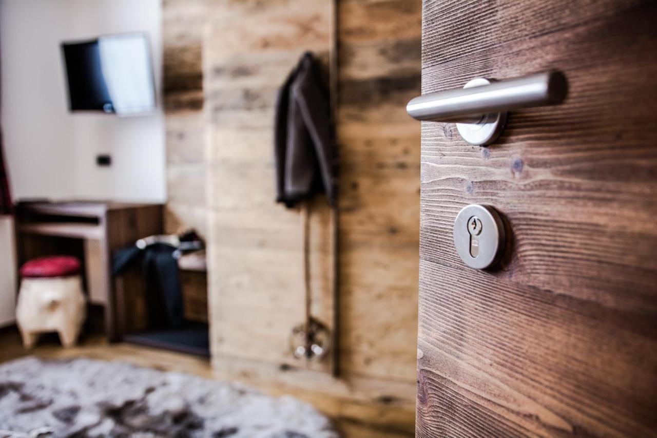 Garni Residence Soraiser Selva di Val Gardena Ngoại thất bức ảnh