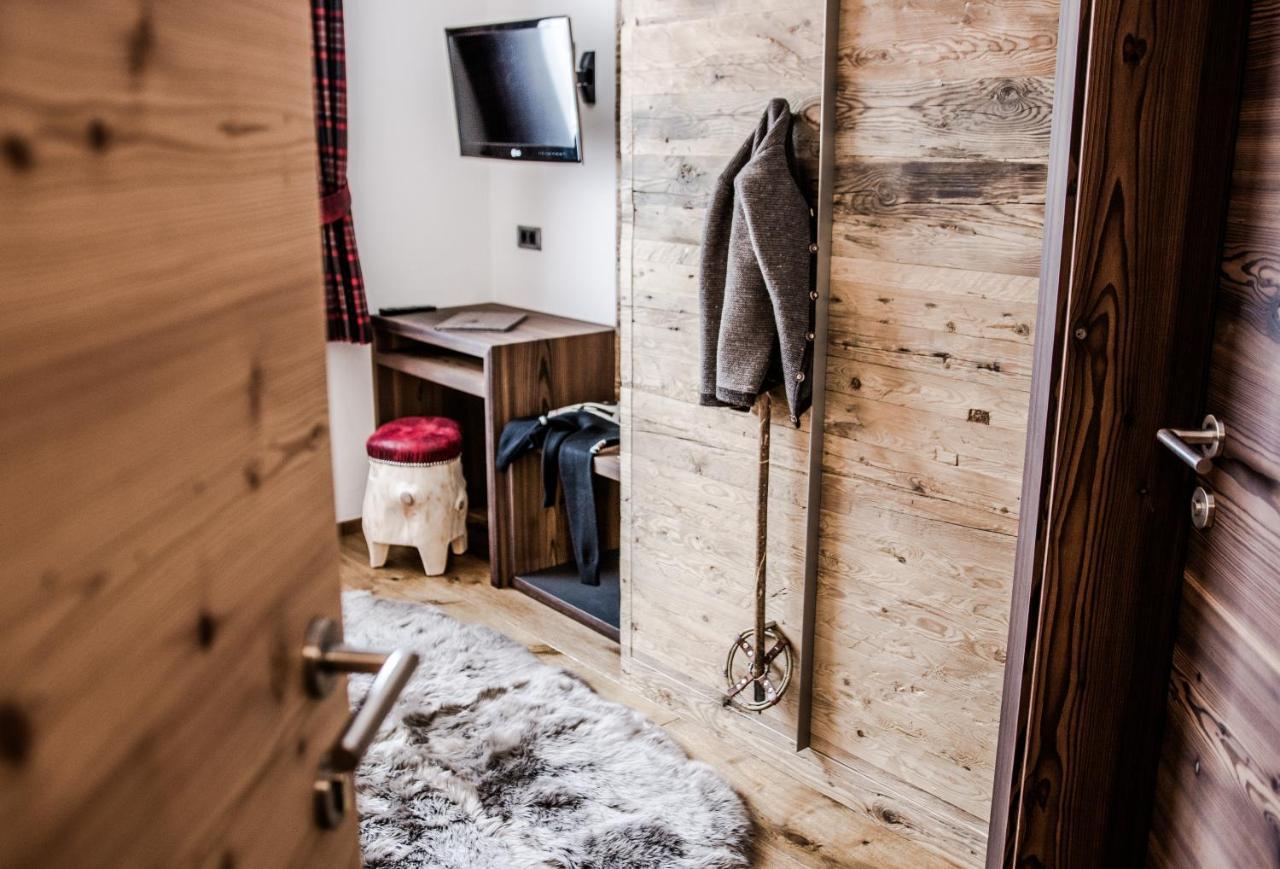 Garni Residence Soraiser Selva di Val Gardena Ngoại thất bức ảnh
