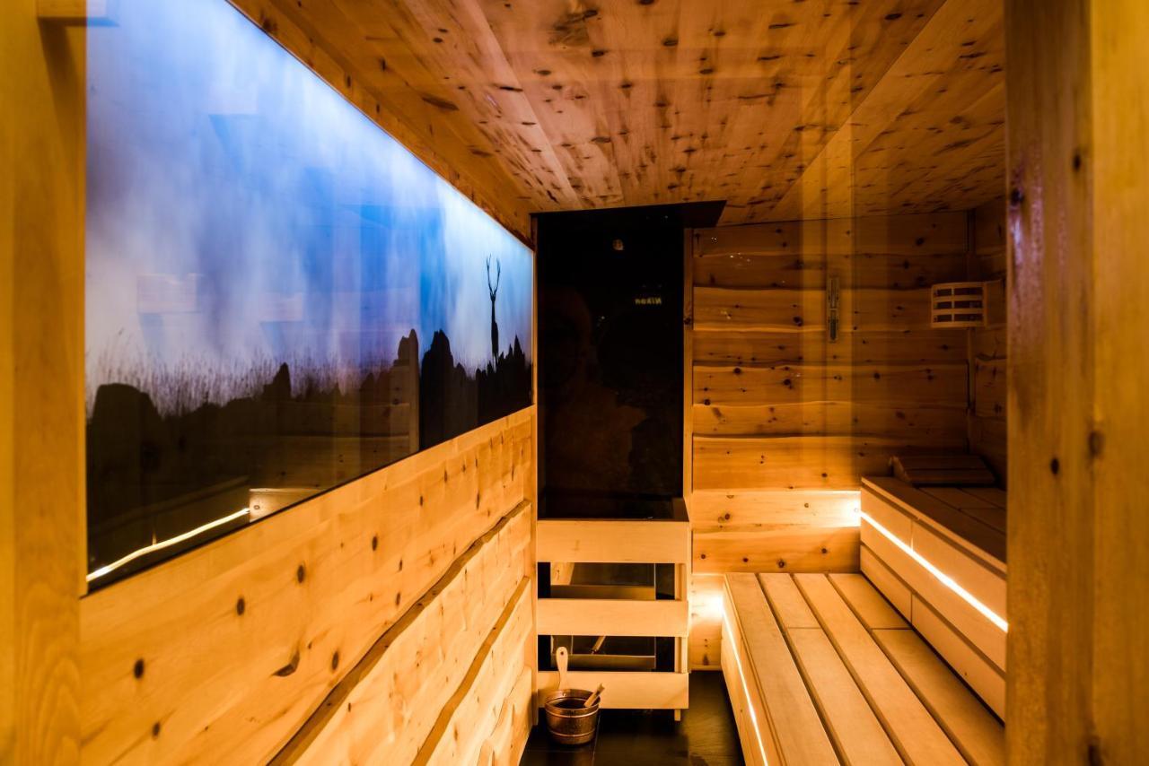 Garni Residence Soraiser Selva di Val Gardena Ngoại thất bức ảnh
