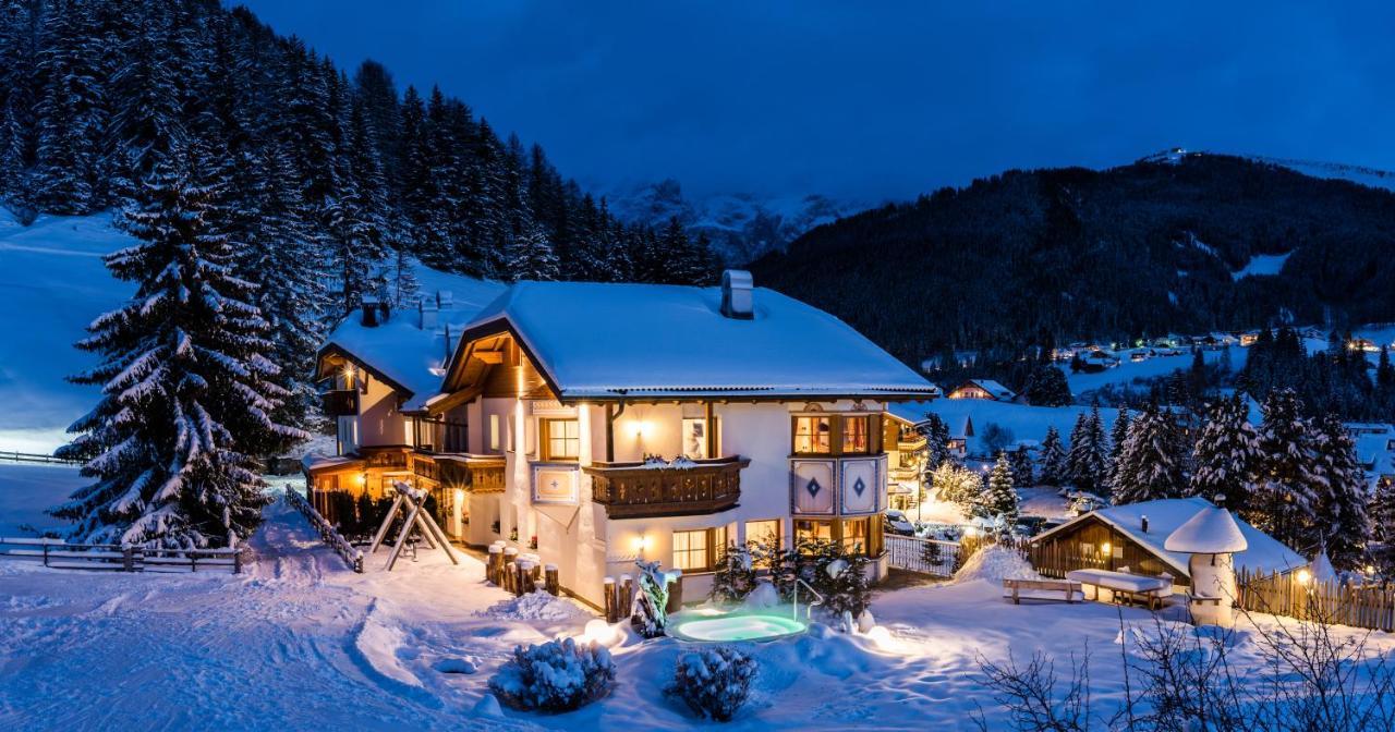Garni Residence Soraiser Selva di Val Gardena Ngoại thất bức ảnh